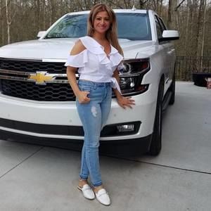 Meet your Posher, Sara